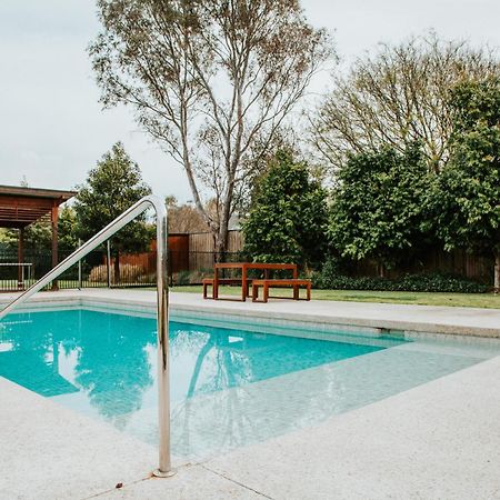 Nagambie Waterfront Motel Exterior foto